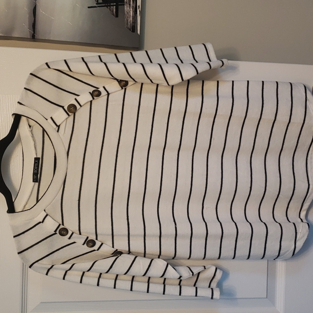 Storybuk, medium white with black stripes